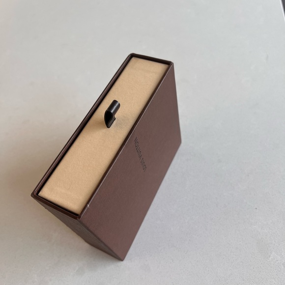 Authentic Louis Vuitton Box with Leather Pull - Picture 3 of 10